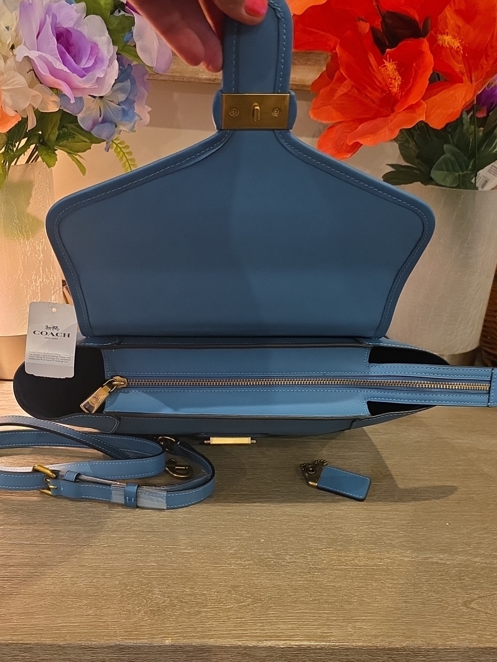 Coach 1941 Pacific Blue Courier NWT - Picture 8 of 15